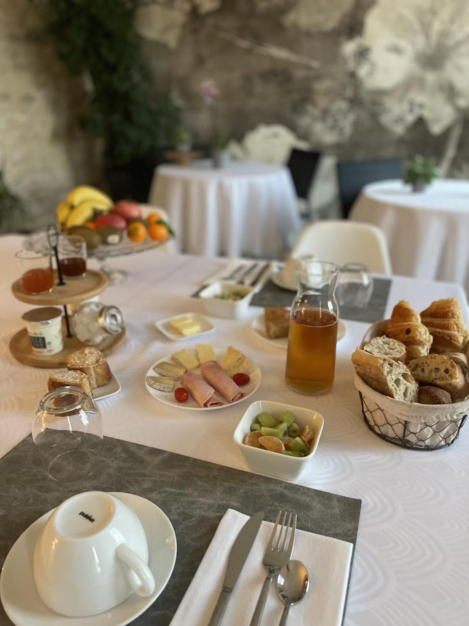 مبيت وإفطار Ellon Aurefees المظهر الخارجي الصورة